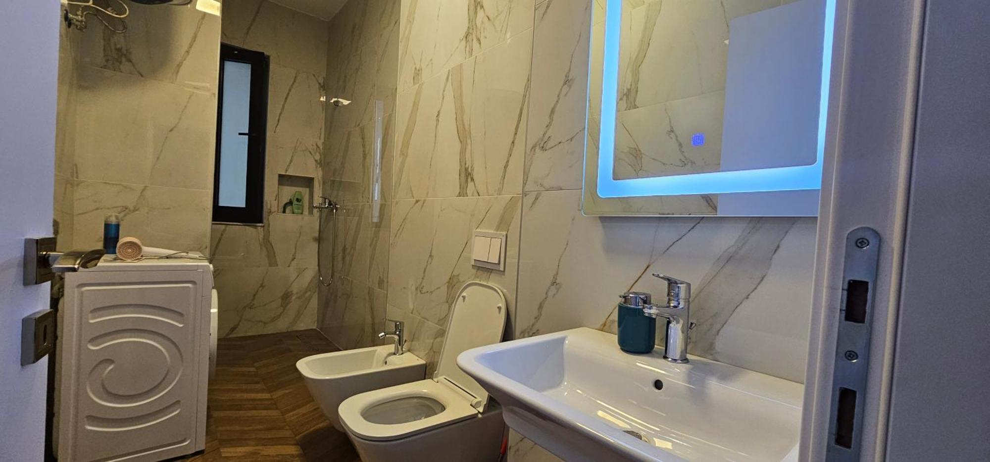 Appartamento Free Parking Tirana Modern Escape Esterno foto