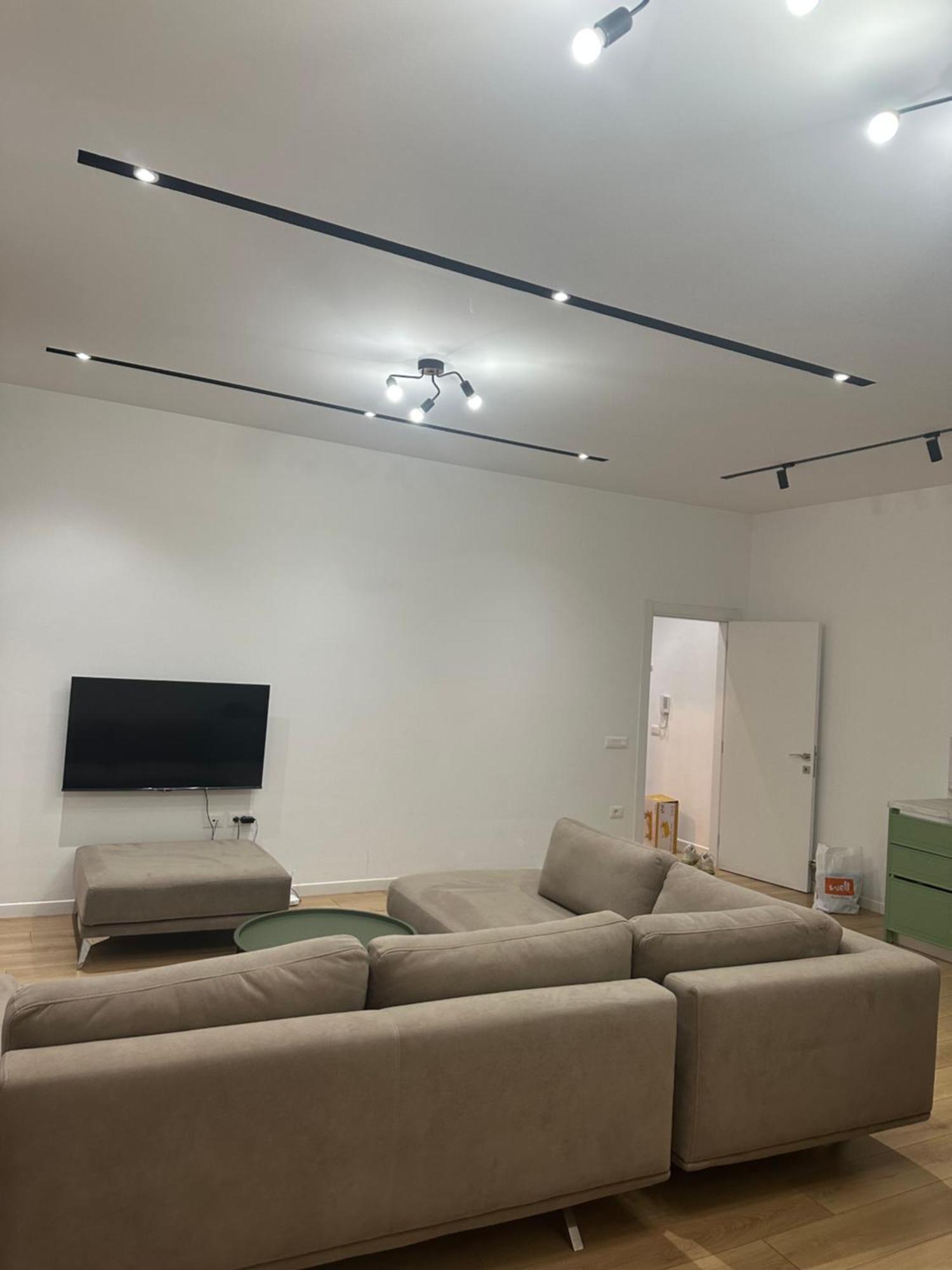 Appartamento Free Parking Tirana Modern Escape Esterno foto